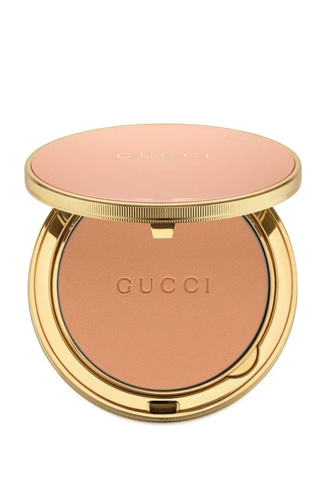 gucci face powder.